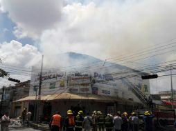 Estiman que las pérdidas por la mercancía y el inmueble son de alrededor de 20 MDP. EL INFORMADOR /