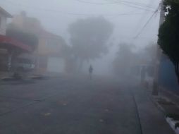 La densa capa cubre la zona de Periférico Norte y Tonalá. ESPECIAL /