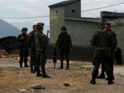 La noticia coincide con otra notificación de Santos para un alto al fuego por parte de los militares. EFE / C. Mora