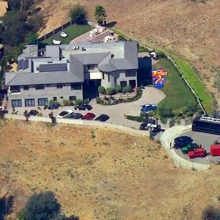 Arrestan a Chris Brown por agresión con arma mortal