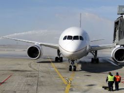 El avión tuvo que aterrizar en Irlanda, donde se les brindó atención a los afectados. AP / ARCHIVO