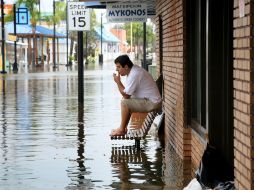 El gobernador decreta estado de emergencia en 51 condados y tiene a seis mil guardas nacionales listos ante consecuencias. AP / D. Clifford