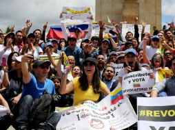 El propósito de la congregación fue exigirle al Consejo Nacional Electoral de Venezuela que deje de retrasar el proceso. EFE / L. Muñoz