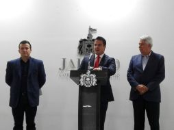 Ornelas Plascencia (izq), Aristóteles Sandoval (cent) y Roberto Dávalos (der). EL INFORMADOR / T. Villaseñor