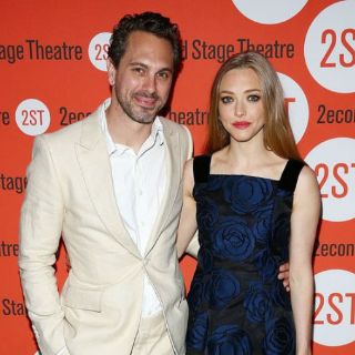 Amanda Seyfried, comprometida con Thomas Sadoski