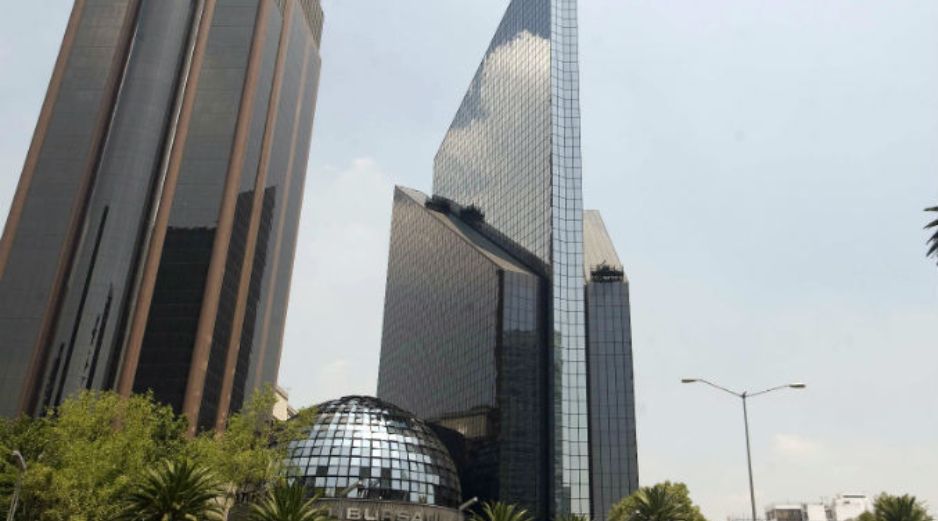 La Asamblea de Accionistas resolvería, en su caso, un importe de 0.14 centavos de peso, por acción. AFP / ARCHIVO