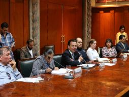 Lemus y los colonos firmaron un acuerdo sobre los trabajos que realizarán. EL INFORMADOR / G. Gallo