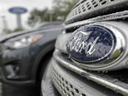 La decisión buscaría reducir los costos de producción de la empresa, al tiempo que se enfoca en desarrollar nuevos modelos eléctricos. AP / ARCHIVO