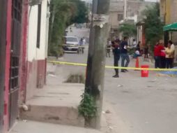 El accidente ocurrió la tarde de este sábado en el cruce de las calles Jacarandas y Miguel de la Madrid. ESPECIAL /