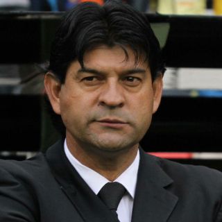 Cardozo sale de Jaguares; llega Sergio Bueno