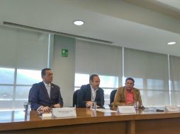 Burguete (i) asegura que reforzará ''la policía de proximidad, incrementando las reuniones de las quejas de los ciudadanos''. TWITTER / @GobTlajomulco