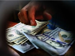 El precio del dólar se disparó 2.47 pesos desde que comenzó el año. EL INFORMADOR / E. Barrera