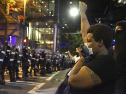 Carr recibió un disparo en la cabeza en el centro de Charlotte, escenario de choques entre manifestantes y policías. EFE / C. Penna