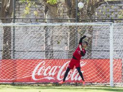Para el portero rojinegro, Óscar Ustari, no hay de otra que sacar los tres puntos frente al Monterrey esta noche. EL INFORMADOR / P. Franco