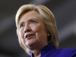 ''El mejor argumento para votar por Clinton es que no será y no es Donald Trump'', reconoce el diario. AP / M. Rourke