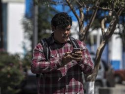 Los servicios fijos como la telefonía, internet y televisión de paga incrementaron su adopción en 10% de 2010 a 2014. EL INFORMADOR / ARCHIVO