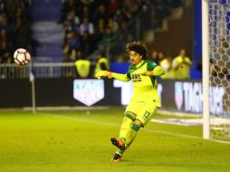 Guillermo Ochoa disputó los 90 minutos y poco pudo hacer para evitar la caía de su equipo. TWITTER / @GranadaCdeF