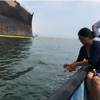 Ordenan a Pemex muestreo de agua por explosión en buque Burgos