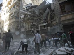 La OTAN asegura que los ataques de Alepo son moralmente inaceptables y una violación del derecho internacional. AFP / K. Al-Masri