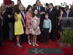 Julio Iglesias dijo unas palabras de nostalgia por los muchos años de su juventud que pasó cantando en el hotel de San Juan. AP / C. Giusti