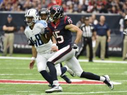 Fuller se fue al frente y rápidamente hizo errar a un trío de Titanes antes de superar por velocidad al resto antes de anotar. AP / E. Smith