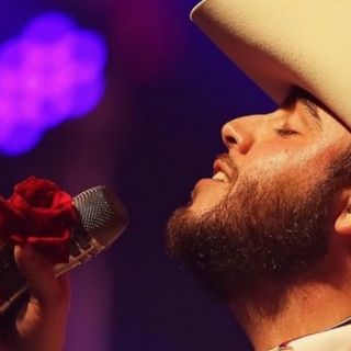 Gerardo Ortiz cancela espectáculo y fans sacan la furia