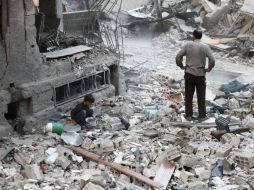 Desde el 22 de septiembre, el ejército sirio, respaldado por la aviación rusa, lleva a cabo una campaña militar en Alepo. AFP /  A. Doumany