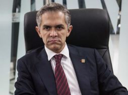 Mancera dice que hacia 2018 buscará el apoyo de un ''pueblo progresista''. SUN / ARCHIVO