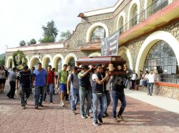 Dos de los estudiantes occisos concluirían su carrera el próximo año. EFE / J.L. de la Cruz