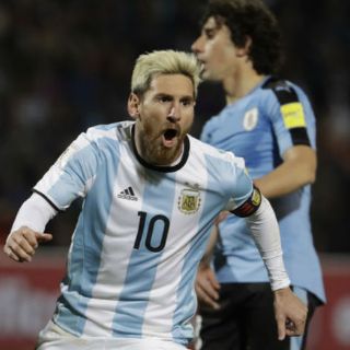 Messi 'nunca se fue' de la selección, según Bauza