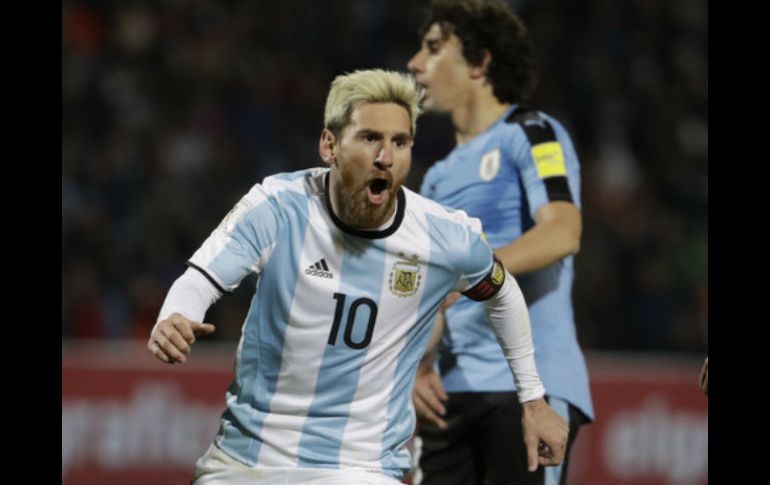 Bauza espera tenerlo recuperado de sus problemas en el aductor y el pubis para los partidos contra Brasil y Colombia. AP / ARCHIVO