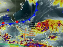 Meteorólogos prevén que ''Nicole'', que no supone una amenaza de momento para zonas pobladas, se intensifique a partir de este martes. TWITTER / @conagua_clima
