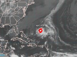 ''Nicole'' podría ocasionar fuertes precipitaciones con una acumulación de lluvia de hasta 10 centímetros, y mar de fondo. ESPECIAL / nhc.noaa.gov