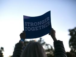 Un fuerte porcentaje describe su apoyo a Clinton más como un voto ''anti-Trump'' que un voto ''a favor de'' Clinton. AFP / M. McGarvey