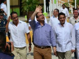 La licencia de Duarte se da a 48 días de la fecha en que hubiera concluído su administración. TWITTER / @Javier_Duarte