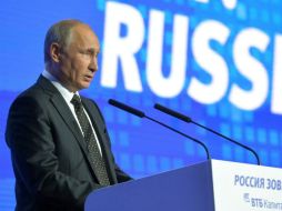 Putin lamenta que los candidatos presidenciales de EU abusen de la retórica antirrusa ya que empeoran las relaciones bilaterales. EFE / Sputnik