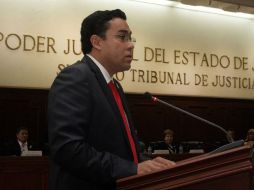 Vega Pámanes asegura que sólo pidió que fueran presentados ante la autoridad, pero esa es una función que lo corresponde. FACEBOOK / vegapamanes