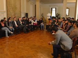 Juan Manuel Santos se reunió con estudiantes en la Casa de Nariño. TWITTER / @JuanManSantos 