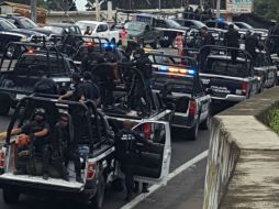 Los bloqueos se extendieron por lo menos dos accesos más a la ciudad de Uruapan. TWITTER / @FrenteServicio