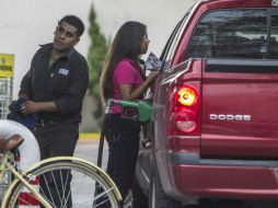 El aumento en las gasolinas y el diésel provocaron que la inflación subiera en septiembre. EL INFORMADOR / R. Tamayo