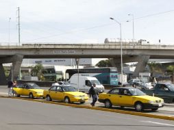 Los coches son revisados en su mecánica, su imagen y en el cumplimiento de la norma técnica y la reglamentación. EL INFORMADOR / ARCHIVO