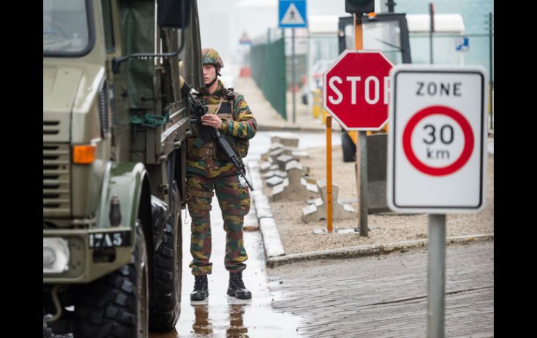 Unidades de intervención especial acordonaron la zona y detener al asaltante sin que éste hiciera reivindicaciones. AP / ARCHIVO