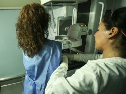 Las tres instituciones exhortaron a las mujeres a autoexplorarse y acudir al médico a tiempo. EL INFORMADOR / ARCHIVO