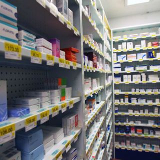 La Cofece investiga mercado de medicamentos