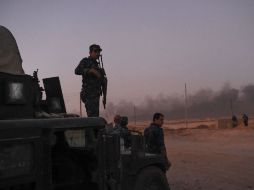 Las fuerzas iraquíes anunciaron un ataque simultáneo y desplegaron soldados en las montañas al noreste de Mosul. AFP / B. Kilic