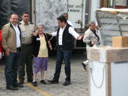 Este viernes, se entregan 982 artículos, entre colchones, salas, comedores y refrigeradores a casi 300 afectados. EL INFORMADOR / R. Tamayo