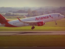 La prensa local sostiene que un avión de Avianca fue acechado por uno o quizás dos jets de combate venezolanos. FACEBOOK / Avianca