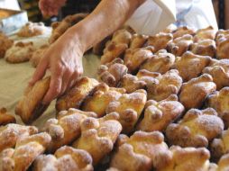 El Día de muertos, junto al Día de Reyes son ocasiones especiales que tienen como parte fundamental los festejos al pan. EL INFORMADOR / ARCHIVO