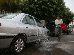 El presidente del Consejo de Administración del Siapa destaca que el objetivo es bajar los consumos de agua. EL INFORMADOR / ARCHIVO