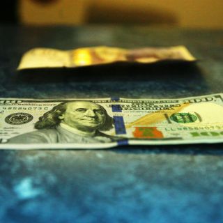 Hasta en 19.10 pesos cierra dólar a la venta en bancos